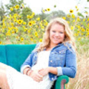 Meet your Posher, Whitni